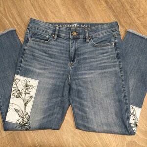 WHBM embellished ankle girlfriend jeans 4 Short